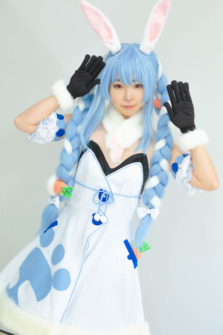 兎田ぺこらのコスプレ