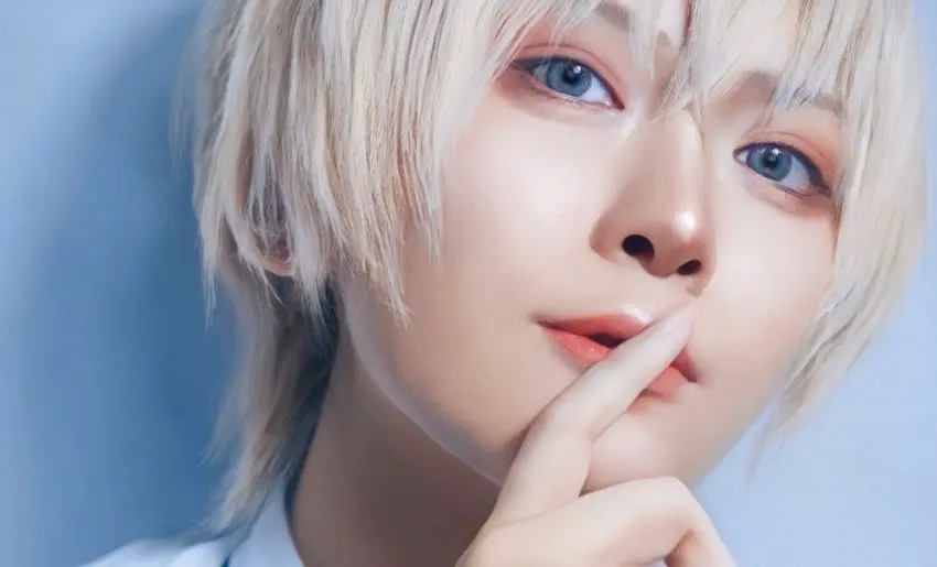 コスプレイヤーなりた湊『名探偵コナン』降谷零2次元フェイスは下地に 