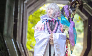 コスプレイヤー良介の『FGO』マーリンが神秘的