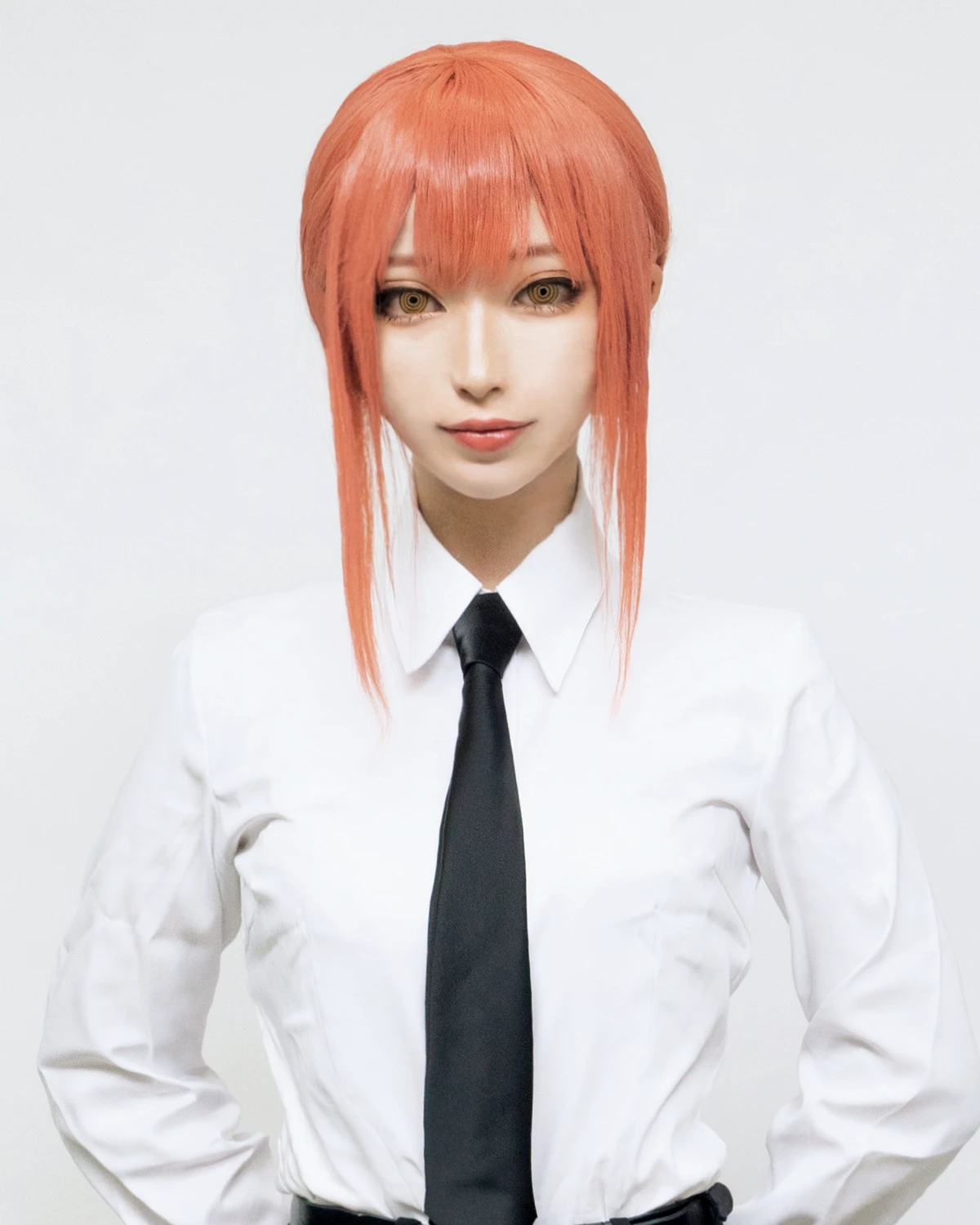 「チェンソーマン」マキマ風コスプレメイク