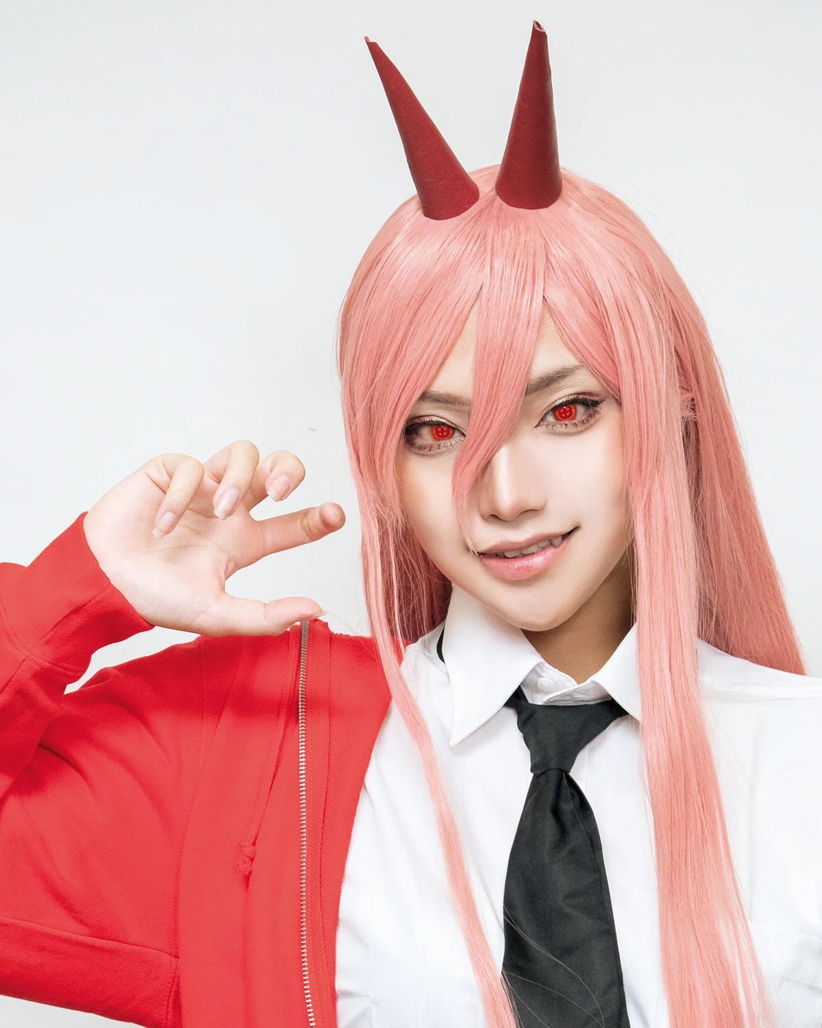 「チェンソーマン」パワー風コスプレメイク